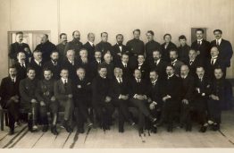 Minint Aukštųjų kursų 100-metį Kaune – universitetai persikels į mokyklos klases